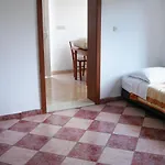 With Parking Space Sutivan, Brac - 745 Apartment Sutivan