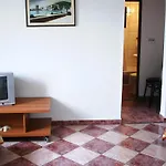 Daire With Parking Space Sutivan, Brac - 745 *