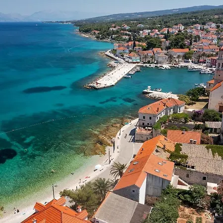 With Parking Space Sutivan, Brac - 745 Lägenhet