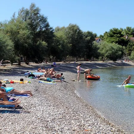 With Parking Space Sutivan, Brac - 745 Lägenhet