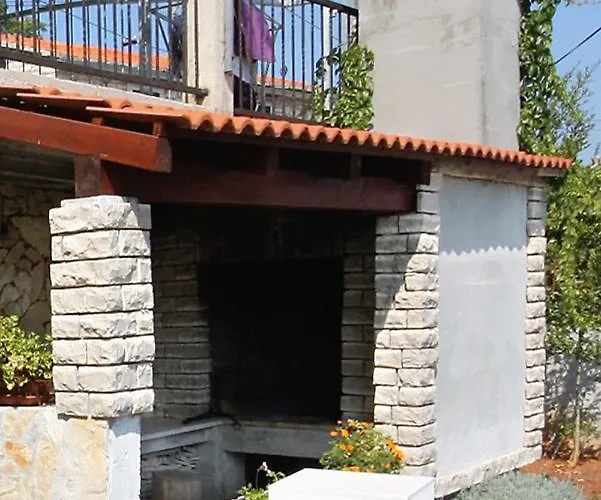 شقة With Parking Space Sutivan, Brac - 745 سوتيفان