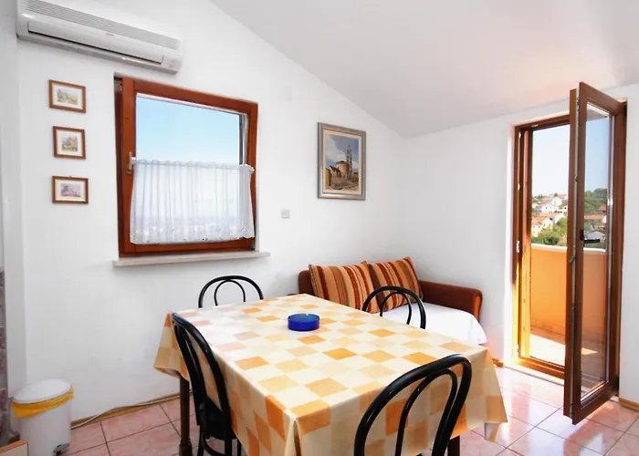 With Parking Space Sutivan, Brac - 745 سوتيفان